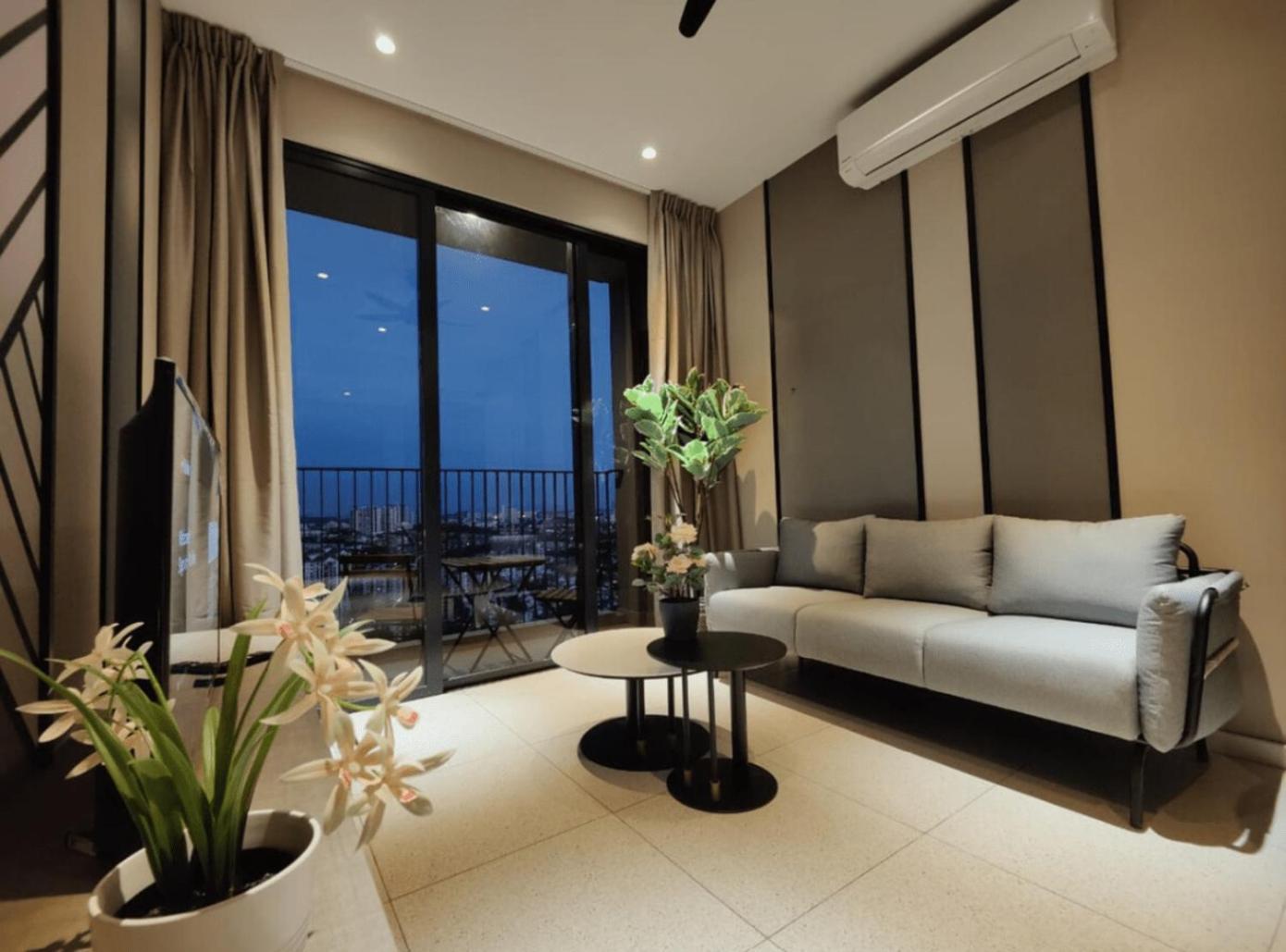 Apartment Millerz Square Old Klang Road